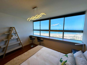 Accommodation Front - Majestic Beachfront Haven